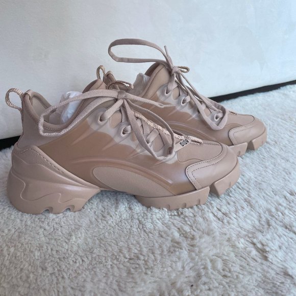 Womens - Dior D-Connect SNEAKER. Nude, Size 6.5 - Picture 1 of 4